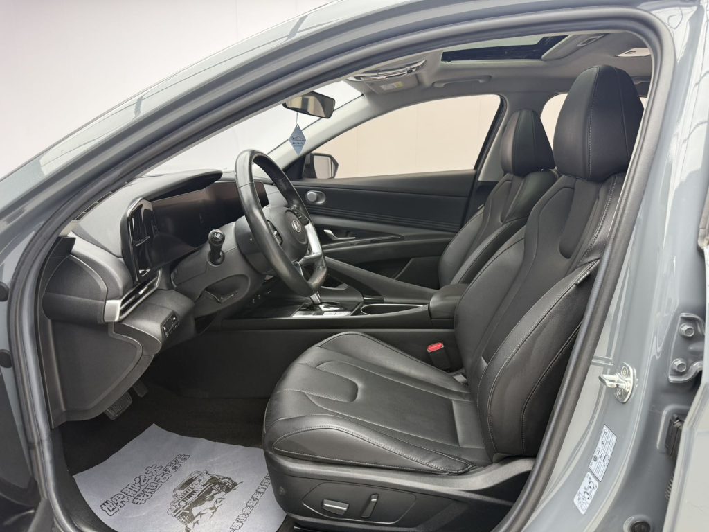 Hyundai Elantra 2021 1.5L CVT LUX Premium - Huishida Trading