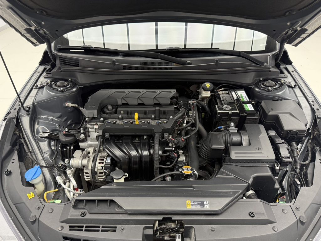 Hyundai Elantra 2021 1.5L CVT LUX Premium - Huishida Trading