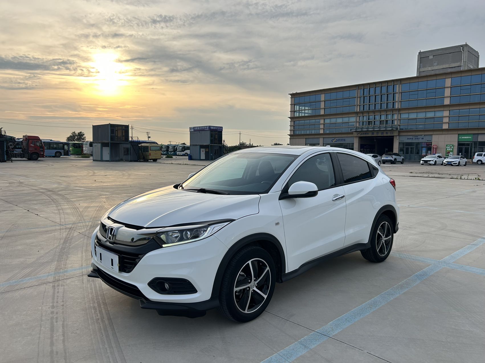 Honda  VEZEL 2020 1.5L CVT Pioneer