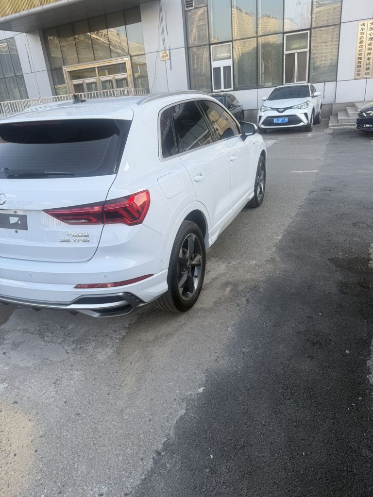 Audi Q3 2021 35 TFSI Stylish Dynamic - Huishida Trading