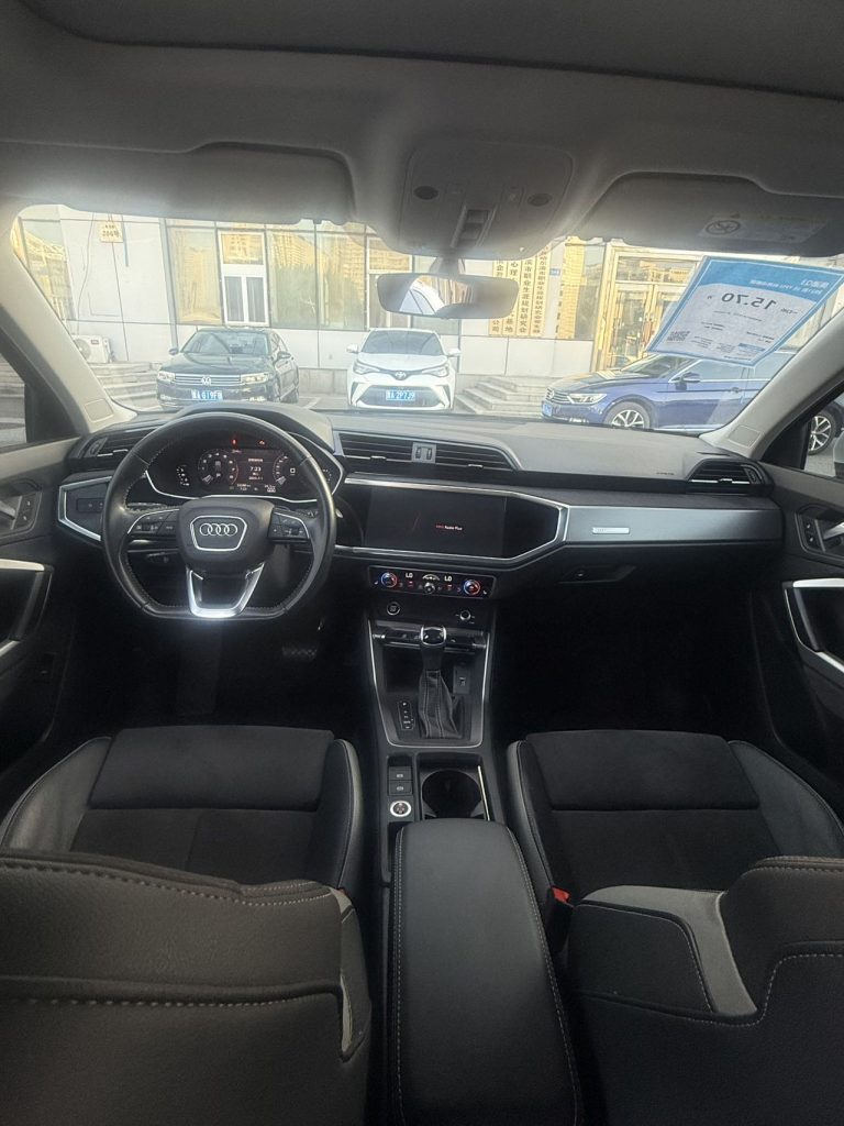 Audi Q3 2021 35 TFSI Stylish Dynamic - Huishida Trading