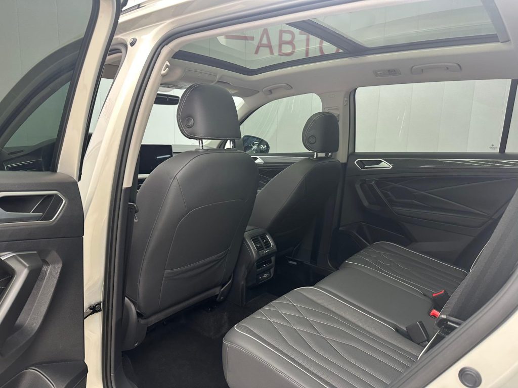 Volkswagen Tiguan- L 2022 330TSI Auto 2WD R-Line - Huishida Trading