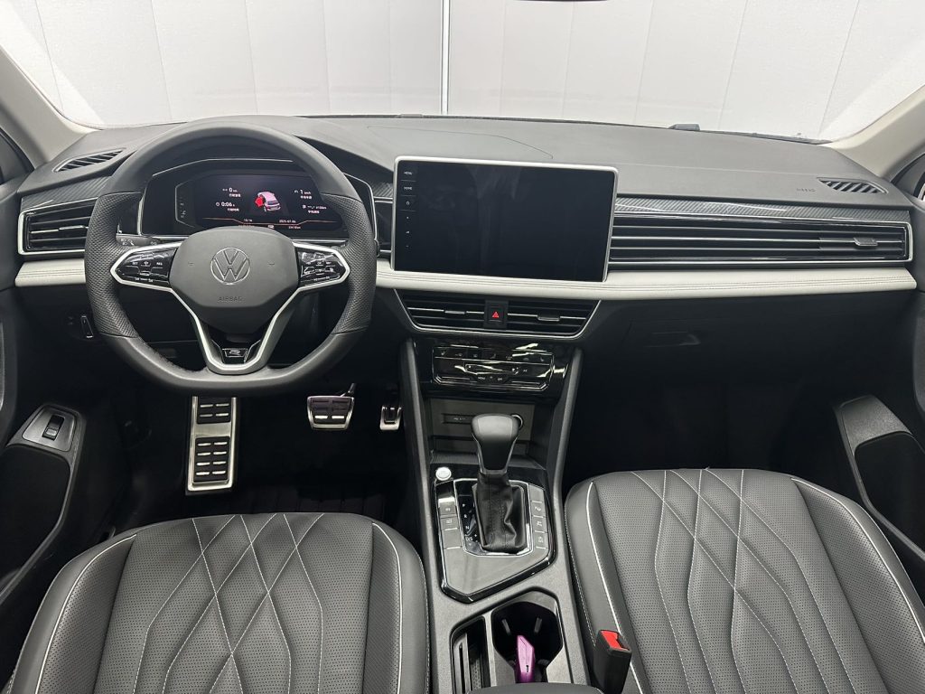 Volkswagen Tiguan- L 2022 330TSI Auto 2WD R-Line - Huishida Trading
