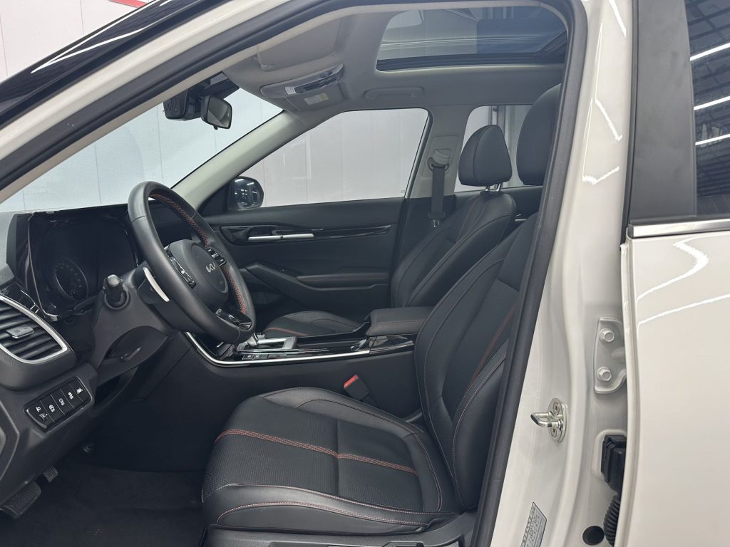 Kia KX3 （SELTOS) 2021 1.5L CVT Refreshed Edition - Huishida Trading
