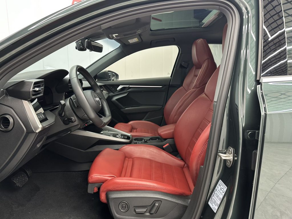 Audi A3 2021 Sportback 35 TFSI Luxury Sport - Huishida Trading