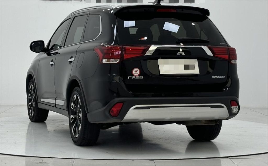 Mitsubishi Outlander 2020 2.4L 4WD Enjoy Edition 7-местный - Huishida Trading
