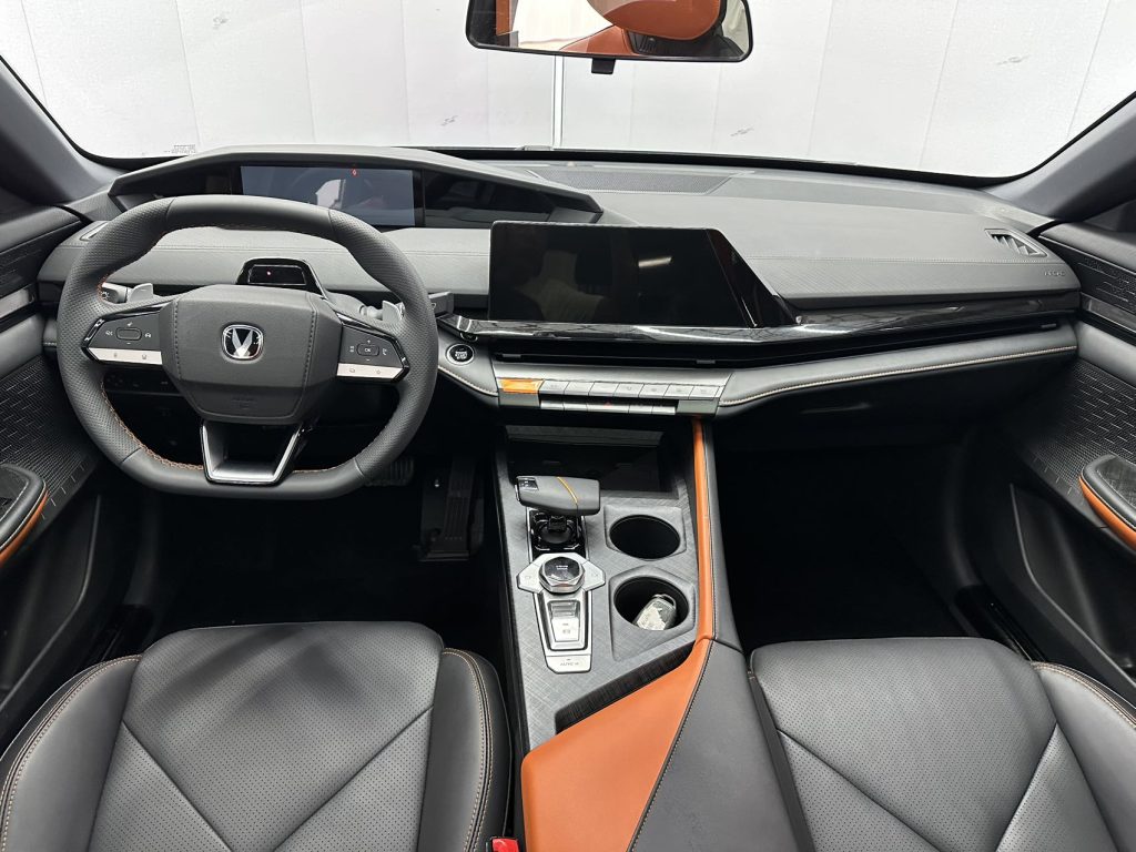 Changan UNI-V 2022 1.5T Premium - Huishida Trading
