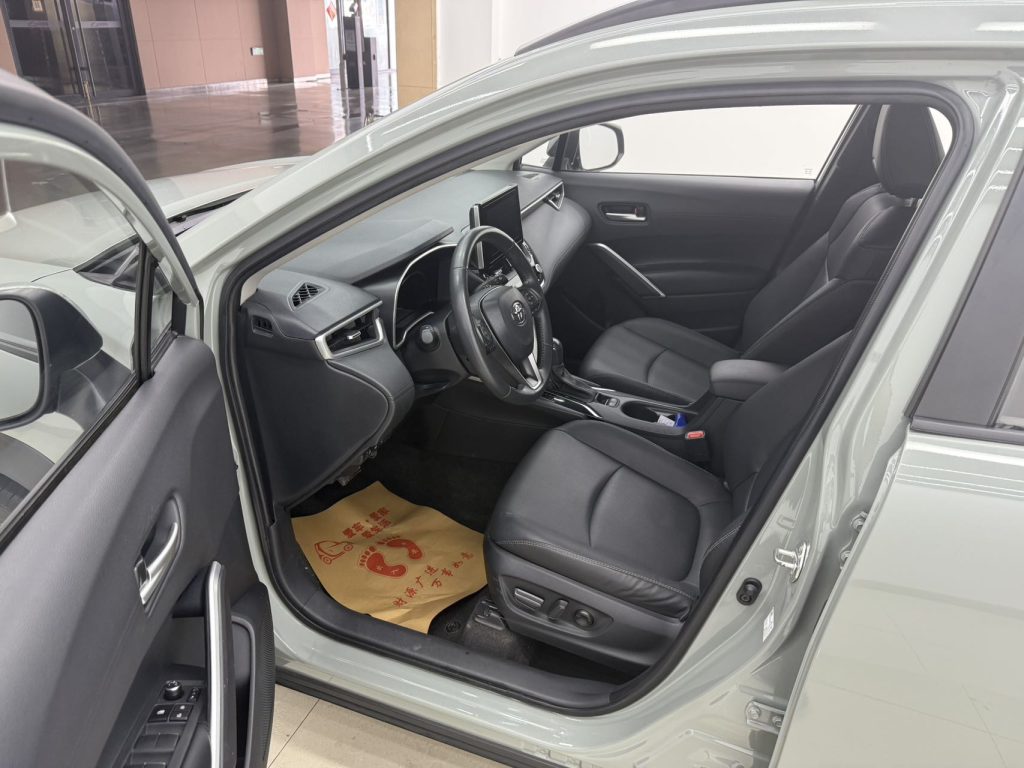 Toyota Corolla CROSS 2022 2.0L Flagship Edition - Huishida Trading