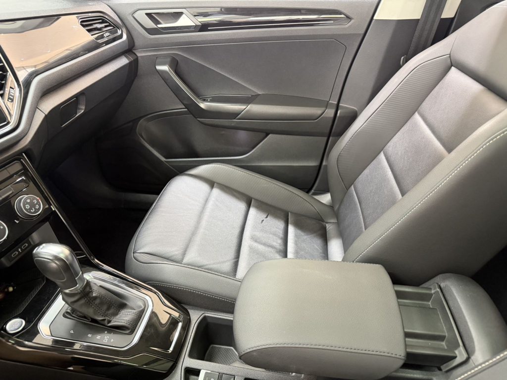 Volkswagen T-ROC 2021 280TSI DSG 2WD Comfort & Intelligence Edition - Huishida Trading