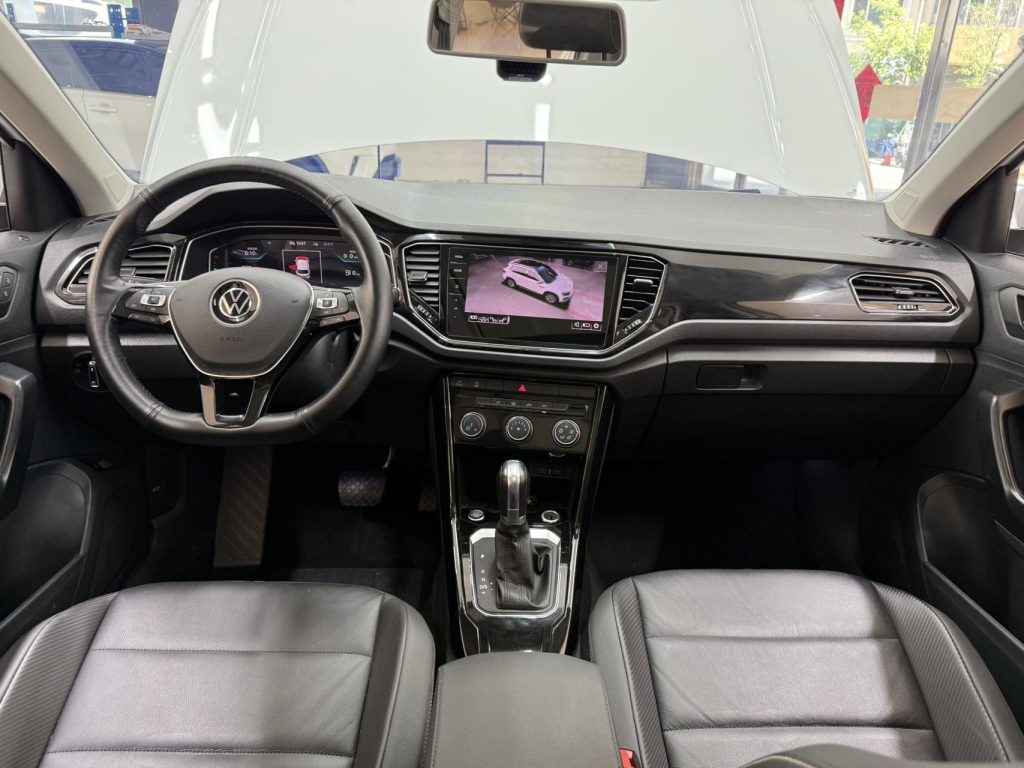 Volkswagen T-ROC 2021 280TSI DSG 2WD Comfort & Intelligence Edition - Huishida Trading