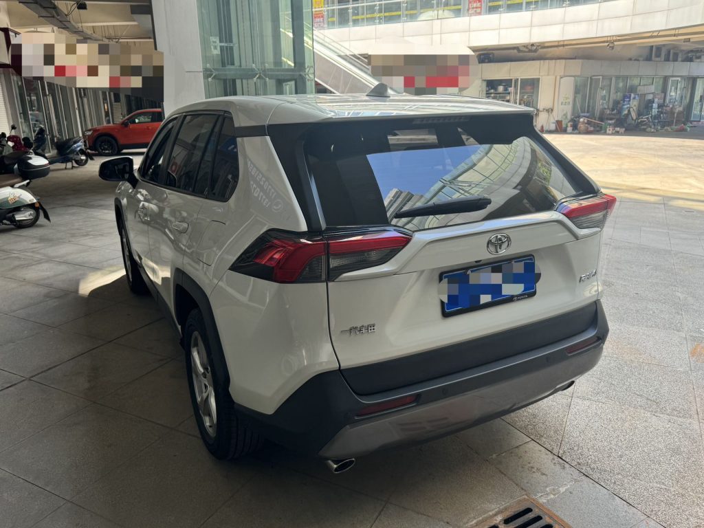 Toyota RAV4 2020 модельного года, 2,0 л, CVT, передний привод, версия Fashion PLUS - Huishida Trading