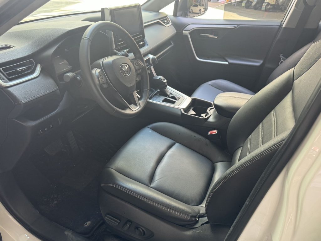 Toyota RAV4 2020 модельного года, 2,0 л, CVT, передний привод, версия Fashion PLUS - Huishida Trading