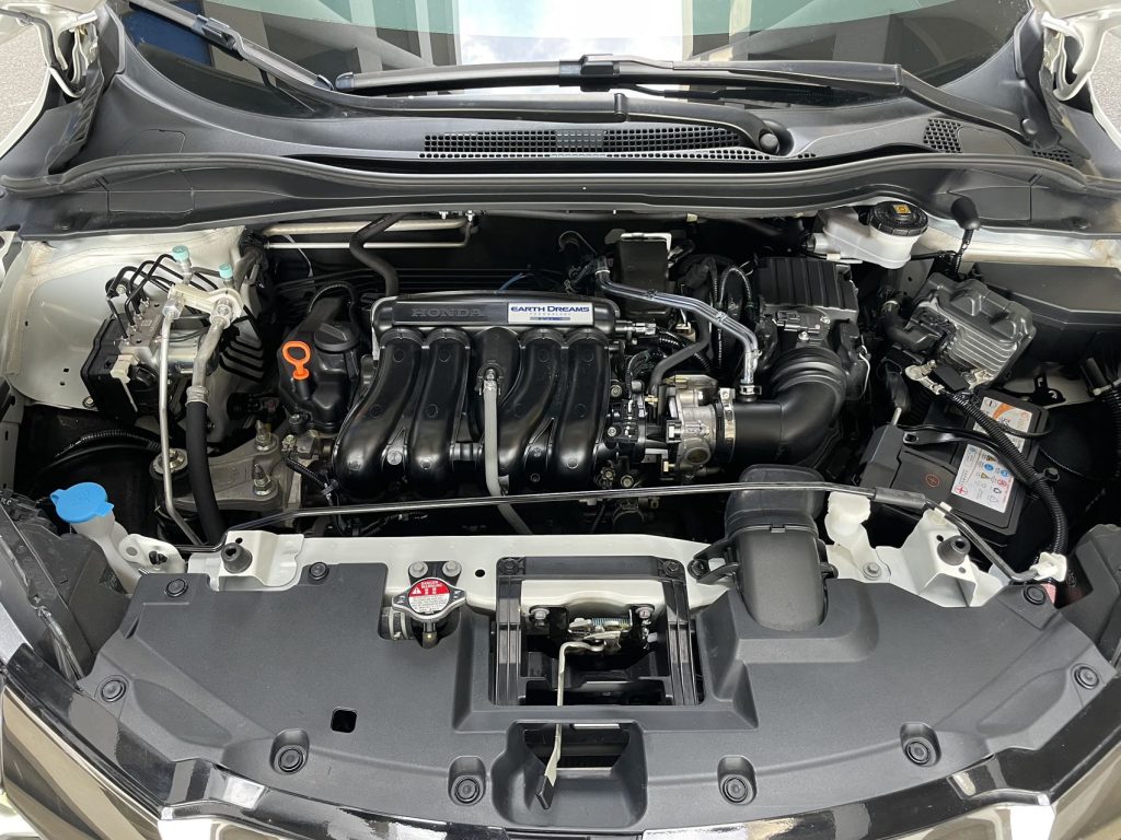Honda Vezel 2020 1.5L CVT Luxury Edition - Huishida Trading
