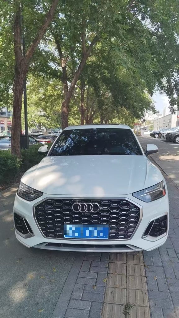 Audi Q5L Sportback 2021 40 TFSI Luxury - Huishida Trading