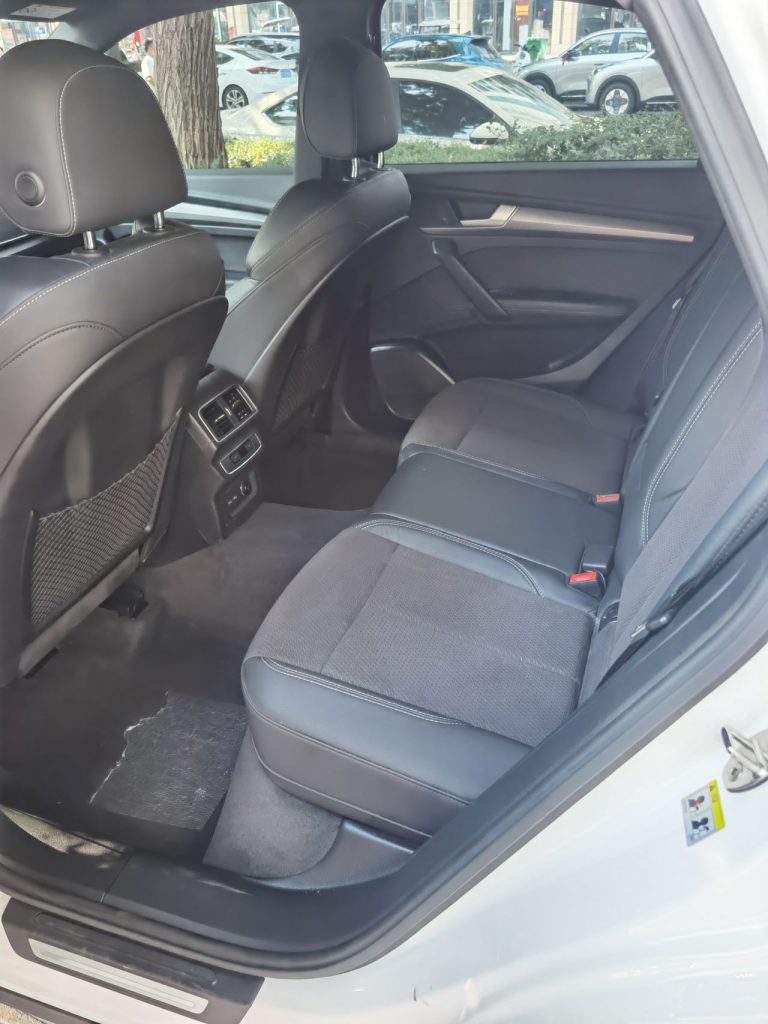 Audi Q5L Sportback 2021 40 TFSI Luxury - Huishida Trading