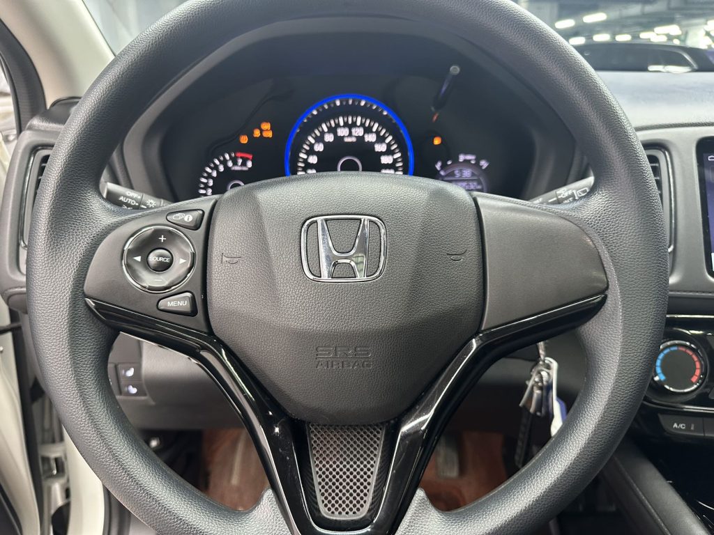 Honda VEZEL 2020 1.5L CVT Pioneer Edition - Huishida Trading