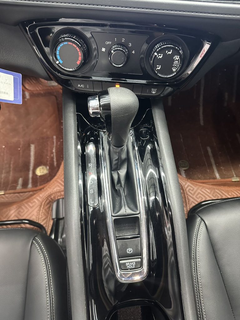 Honda VEZEL 2020 1.5L CVT Pioneer Edition - Huishida Trading