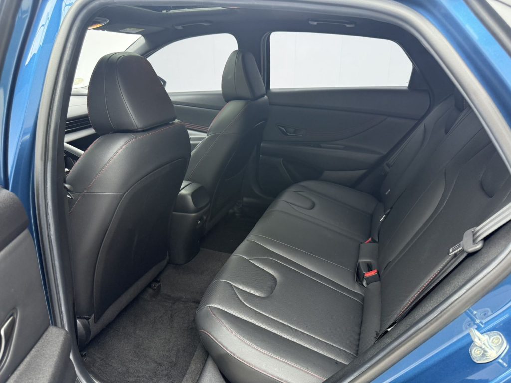 Hyundai Elantra 2021 240TGDi DCT LUX Premium Edition - Huishida Trading