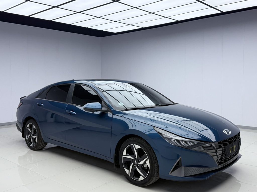 Hyundai Elantra 2021 240TGDi DCT LUX Premium Edition - Huishida Trading