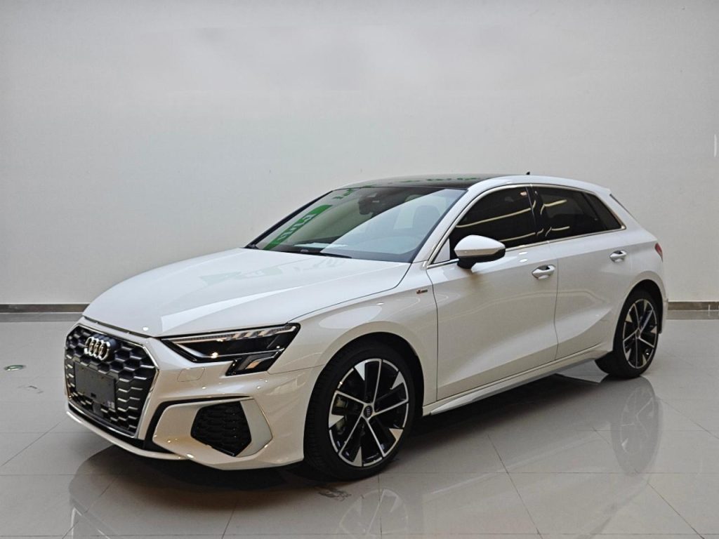 Audi a3 2021 sportback 35 TFSI Fashion Sport - Huishida Trading
