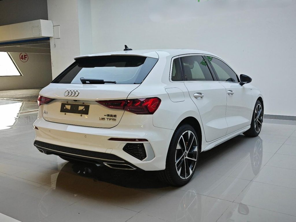 Audi a3 2021 sportback 35 TFSI Fashion Sport - Huishida Trading