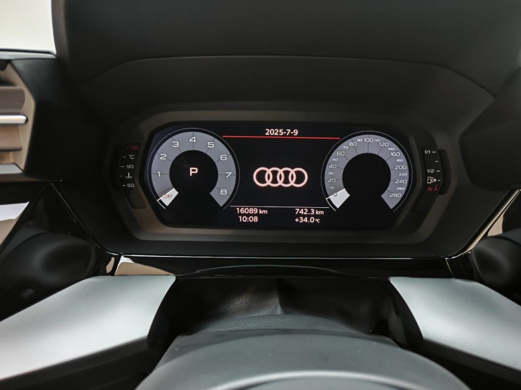 Audi a3 2021 sportback 35 TFSI Fashion Sport - Huishida Trading