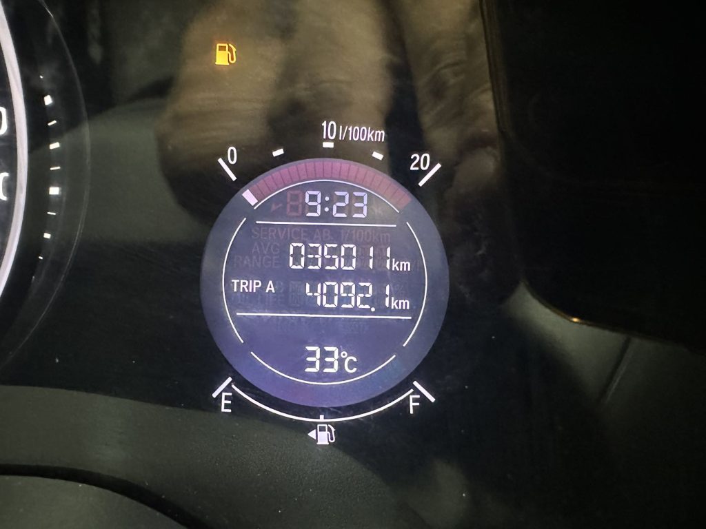 Honda VEZEL 2022 1.5L CVT Phantom Night - Pioneer Edition - Huishida Trading