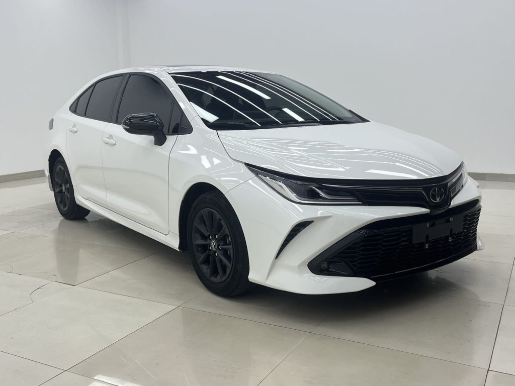 Toyota COROLLA 2021 TNGA 1.5L CVT GR SPORT Sport - Huishida Trading