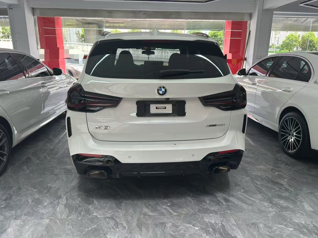 BMW X3 2022 xDrive30i Leading M Obsidian Night Set - Huishida Trading