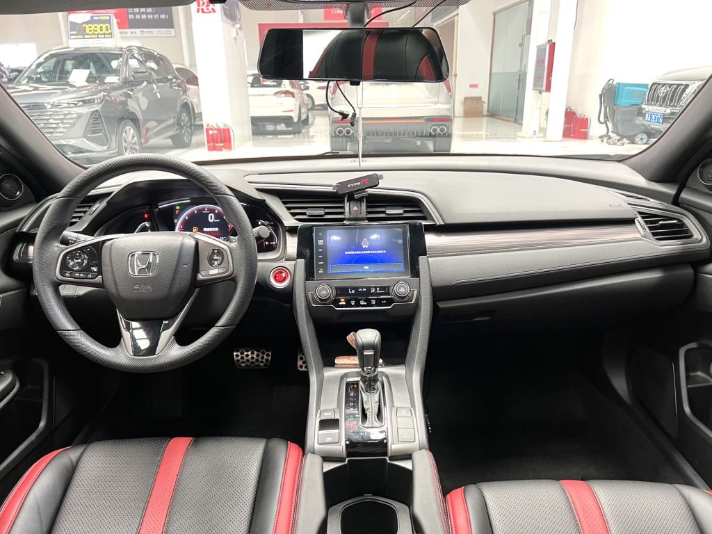 Honda Civic 2021 HATCHBACK 220TURBO CVT潮酷控 - Huishida Trading