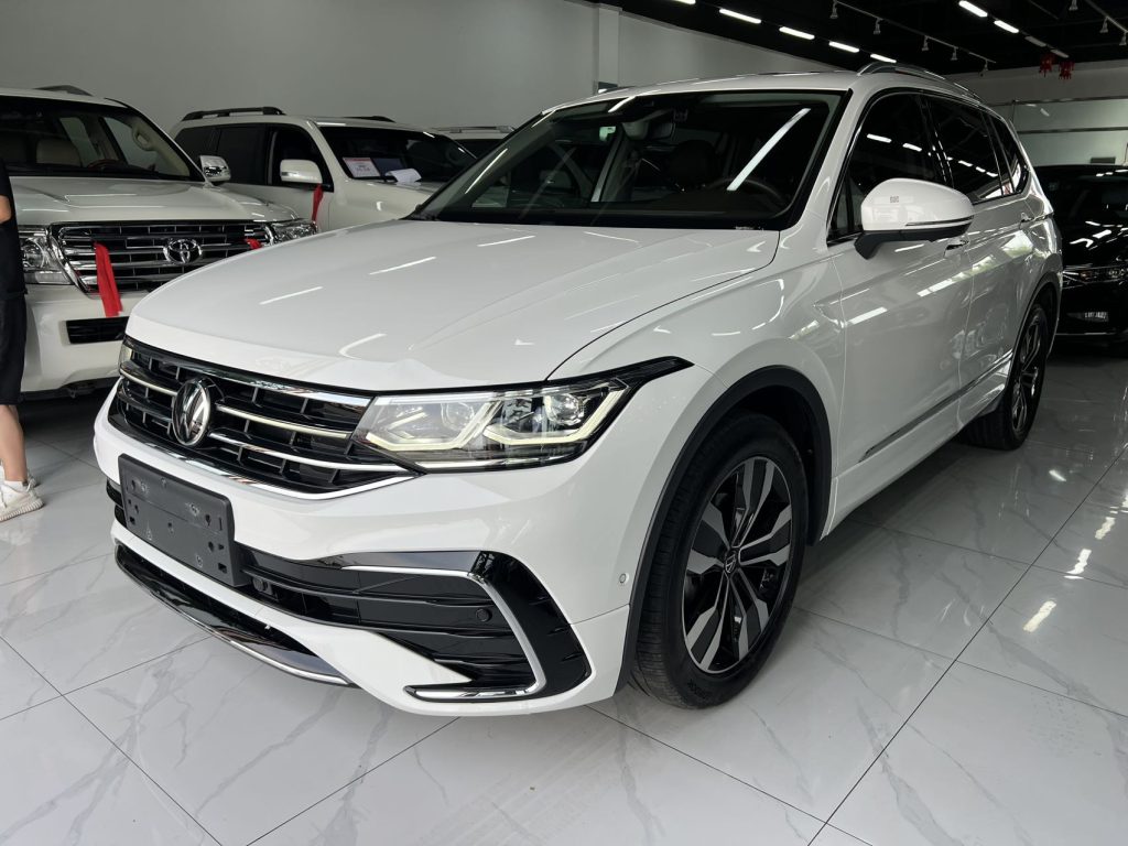 Volkswagen Tiguan L 2022 380TSI Automatic 4WD R-Line Flagship Edition 7-местный - Huishida Trading
