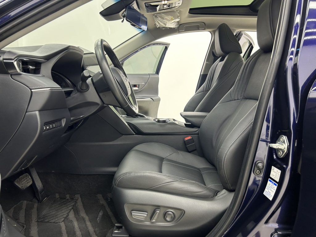 TOYOTA HARRIER 2022 Двухцилиндровый двигатель 2,5 л CVT 4WD Premium - Huishida Trading