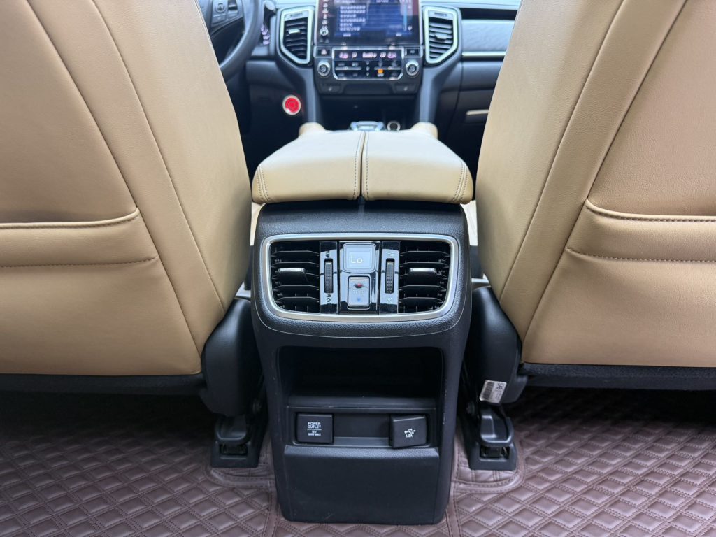 Honda URV 2020 370TURBO 4WD Premium - Huishida Trading