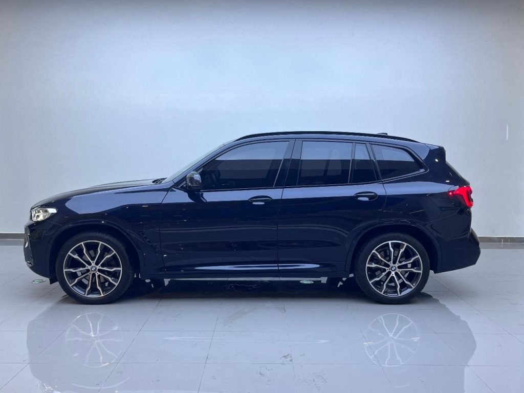 BMW X3 2022 xDrive30i Leader M Obsidian Night Set - Huishida Trading