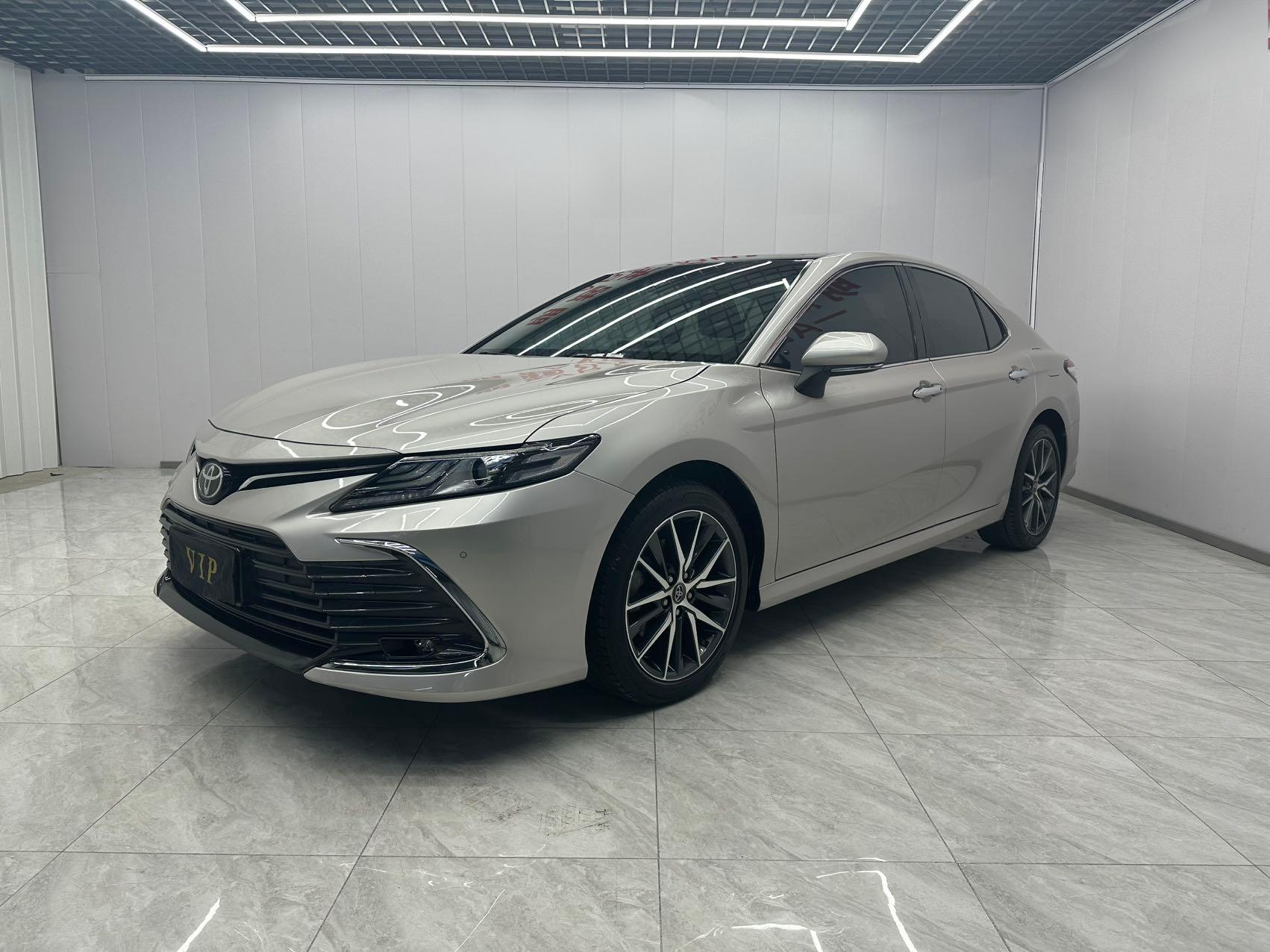Toyota Camry 2021 2.5G Deluxe