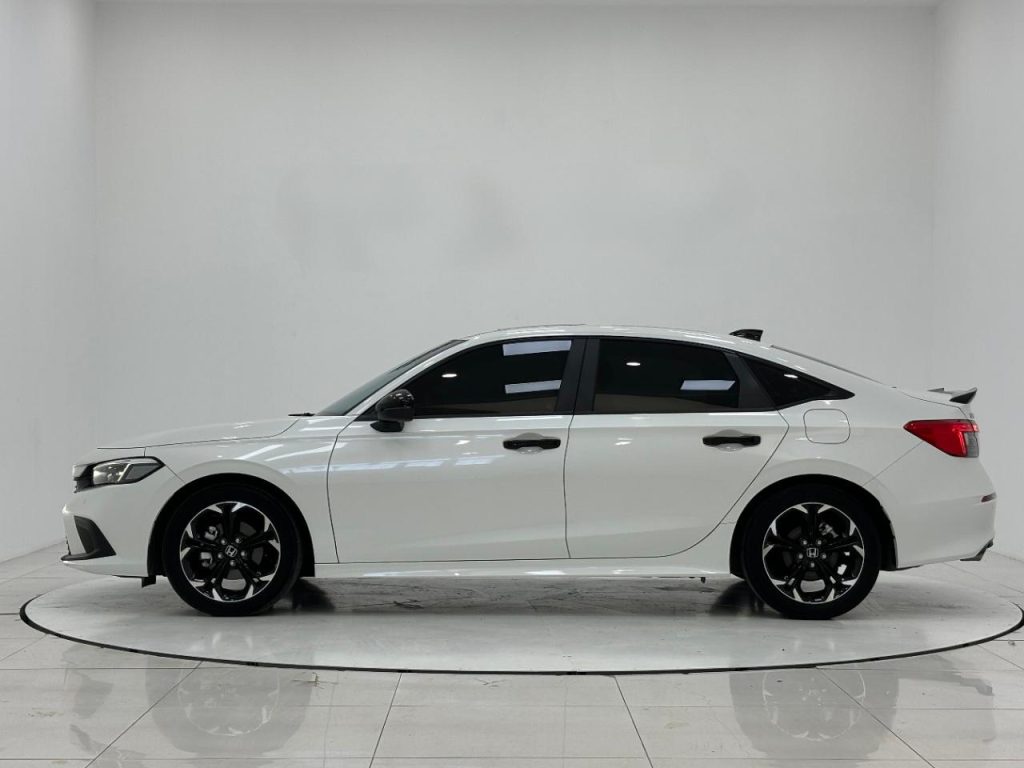 Civic 2022 240TURBO CVT Burning Edition - Huishida Trading