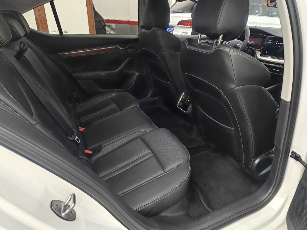 2022 OCTAVIA PRO TSI280 Luxury Edition - Huishida Trading