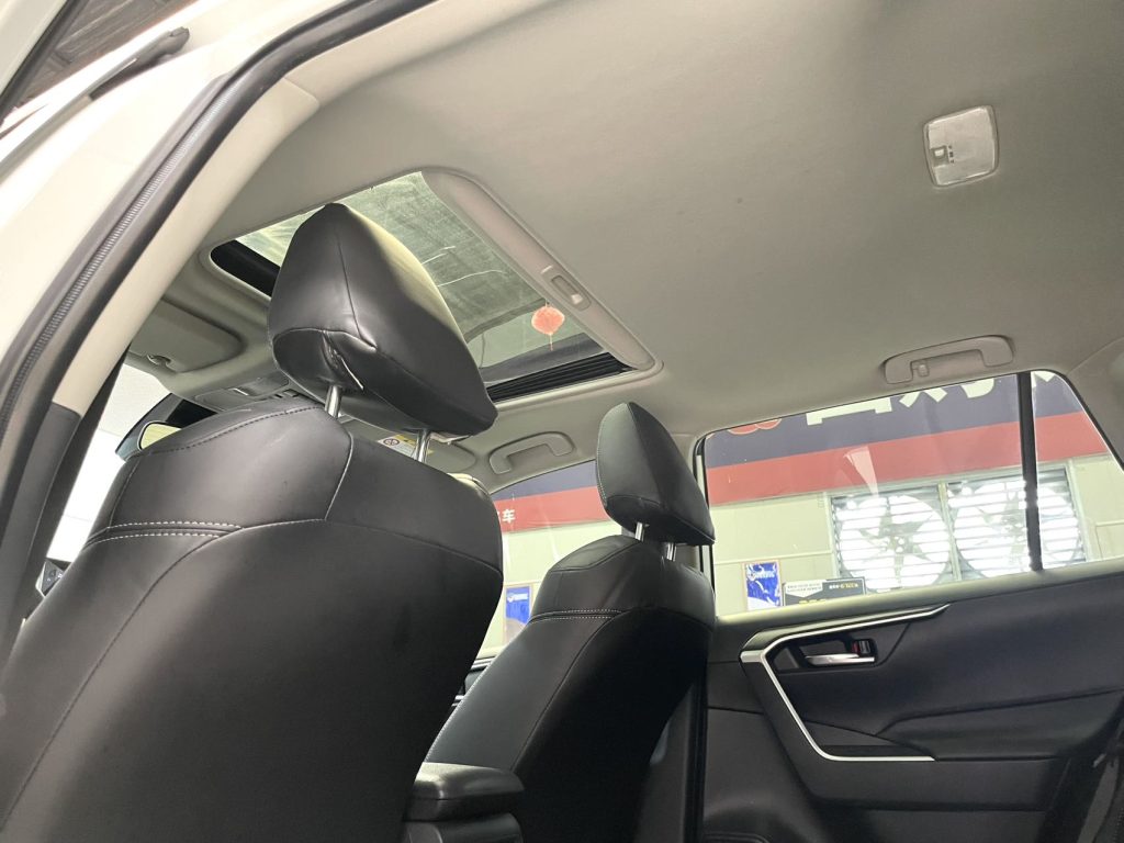 Toyota RAV4 2021 2.0L 4WD Style Edition - Huishida Trading