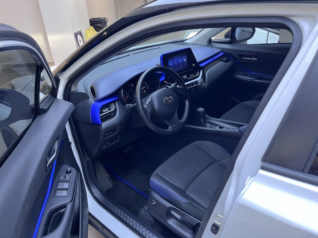 Toyota C-HR 2021 2.0L Comfort Edition - Huishida Trading