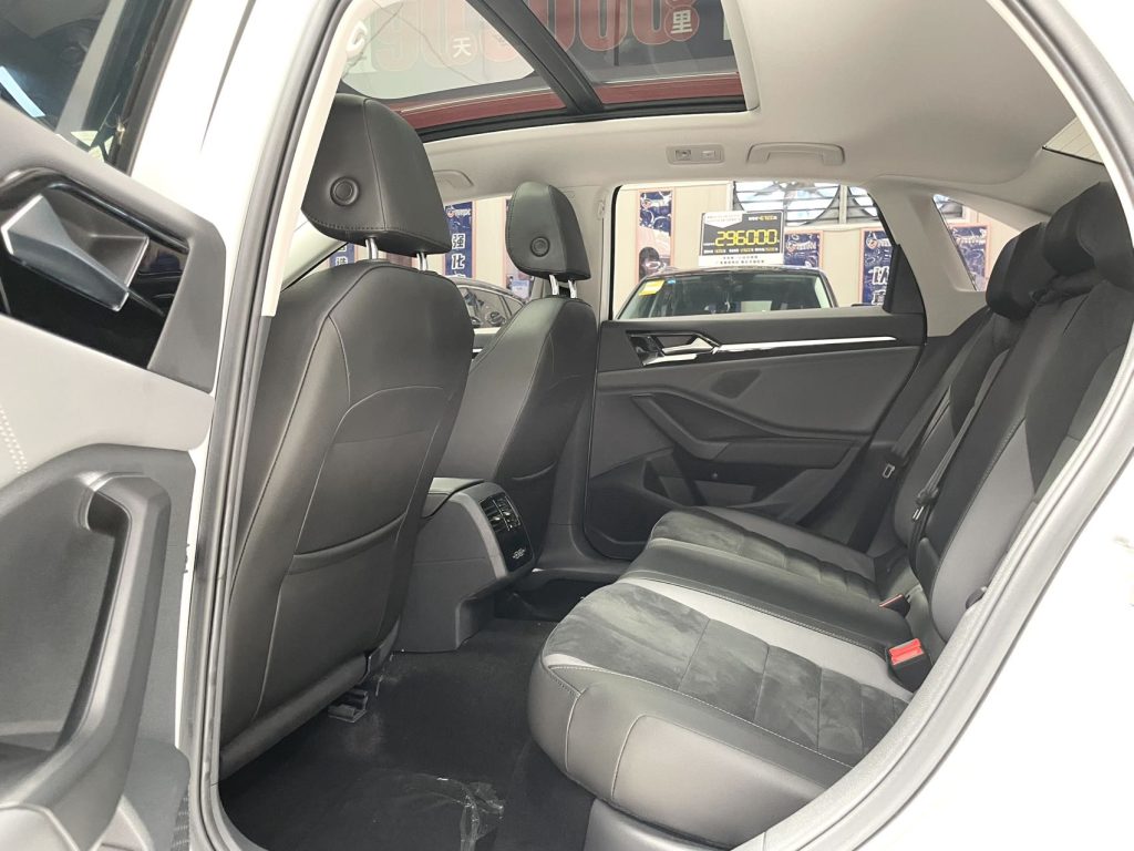 Volkswagen sagltar 2021 280TSI DSG Excellence Edition - Huishida Trading