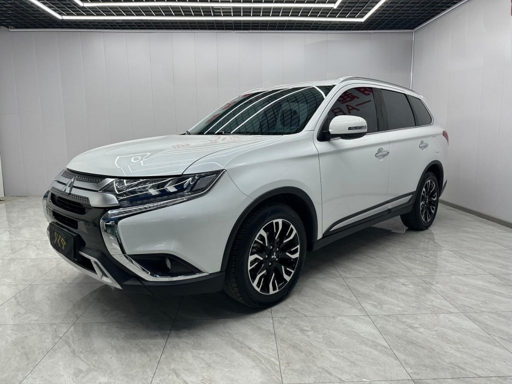 Mitsubishi Outlander 2021 2.4L 4WD Enjoy Edition 5-местный - Huishida Trading