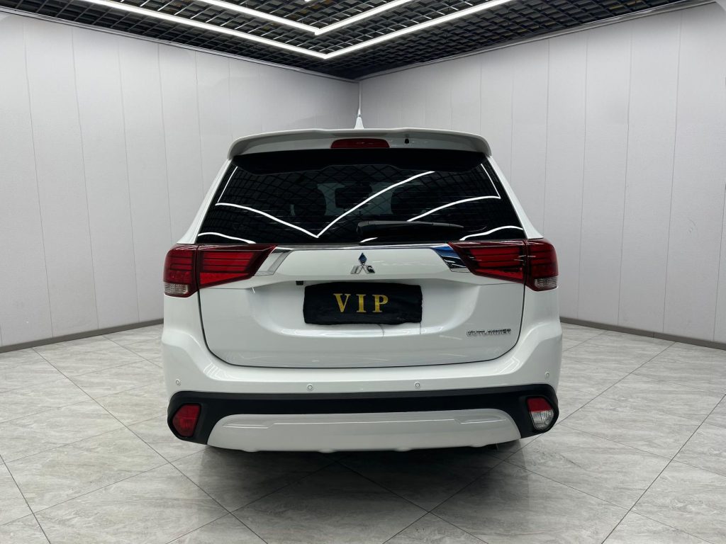 Mitsubishi Outlander 2021 2.4L 4WD Enjoy Edition 5-местный - Huishida Trading