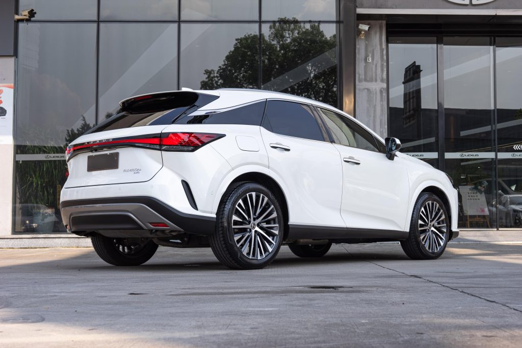 Lexus RX Новая энергия 2023 450h+ 4WD Enjoy Edition - Huishida Trading