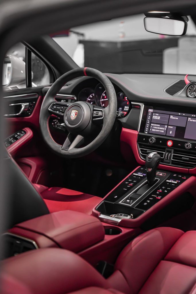 Porsche Macan 2022 Macan 2.0T - Huishida Trading