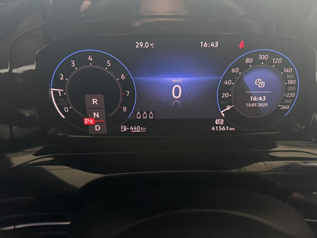 Volkswagen Golf 2021 280TSI DSG R-Line - Huishida Trading