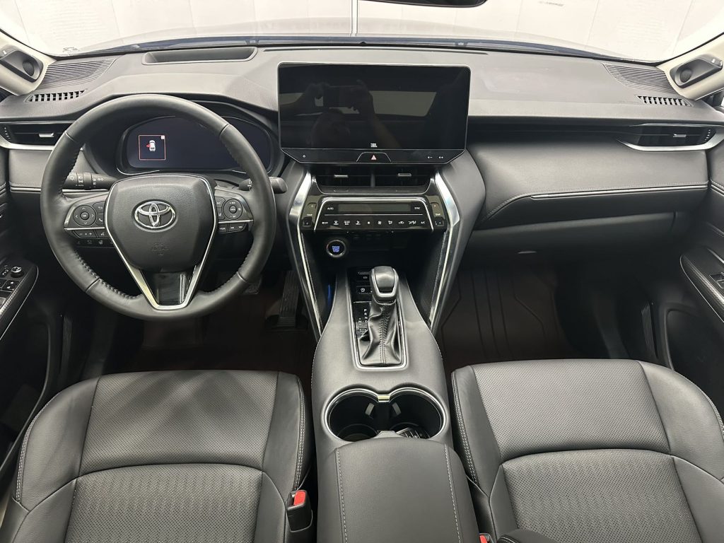 Toyota VENZA 2022 2.0L CVT 4WD Supreme Edition - Huishida Trading