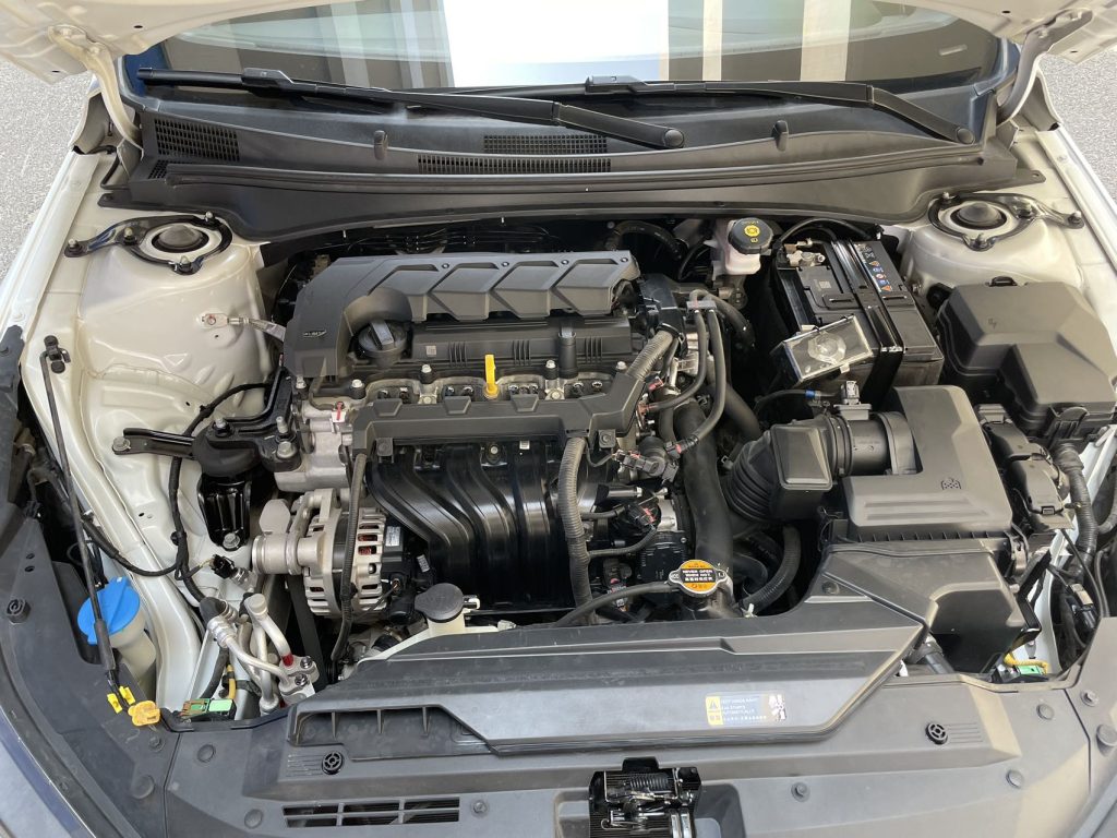 Hyundai Elantra 2021 1.5L CVT LUX Flagship Edition National - Huishida Trading