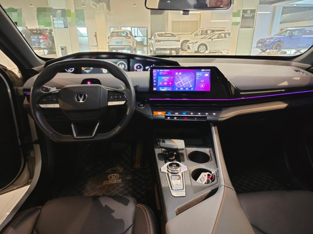 Changan UNI-V 2022 1.5T Premium - Huishida Trading