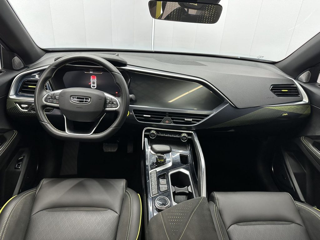 Geely Monjaro-S 2021 2.0TD Auto 2WD Lightning Edition - Huishida Trading