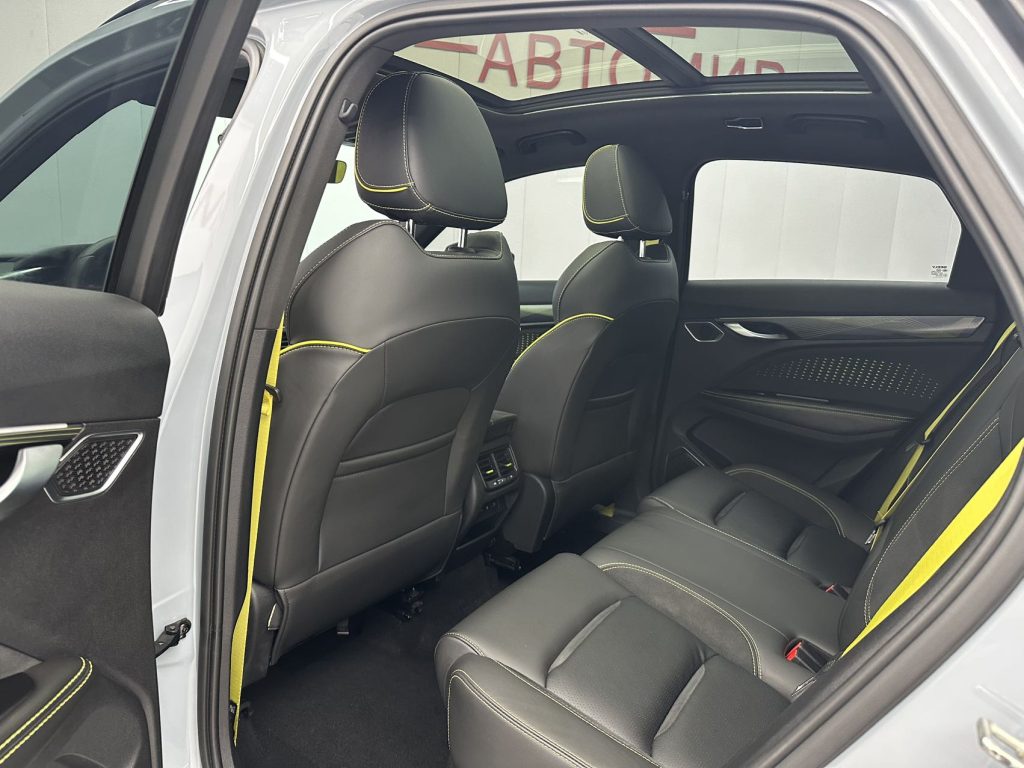 Geely Monjaro-S 2021 2.0TD Auto 2WD Lightning Edition - Huishida Trading